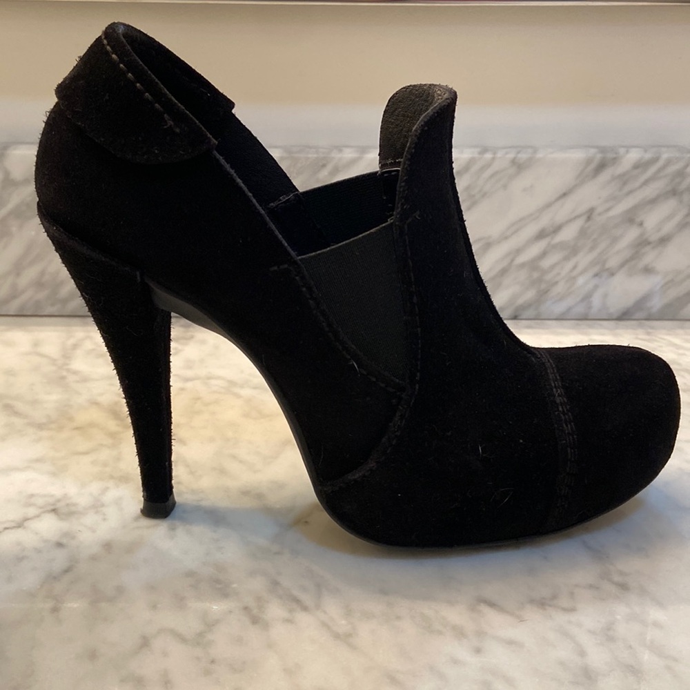 Pedro Garcia black suede booties 8.5